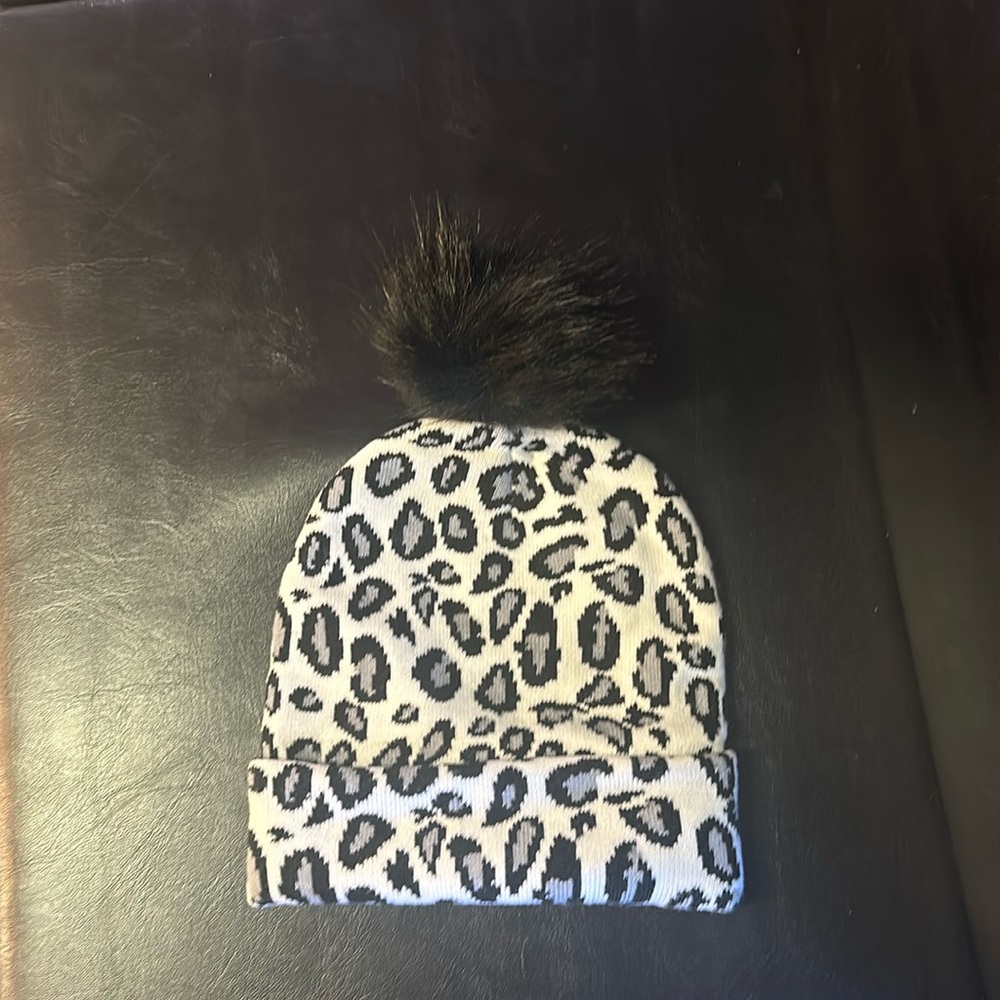 Beanie leopard print